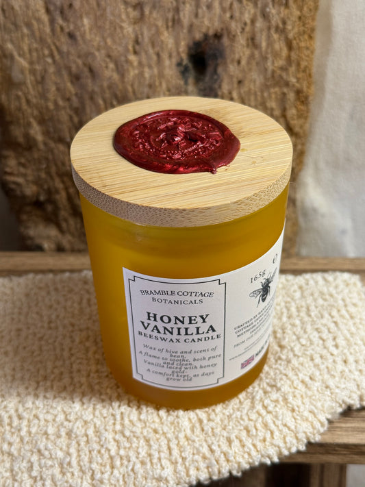 Vanilla Honey Scented Jar Candle