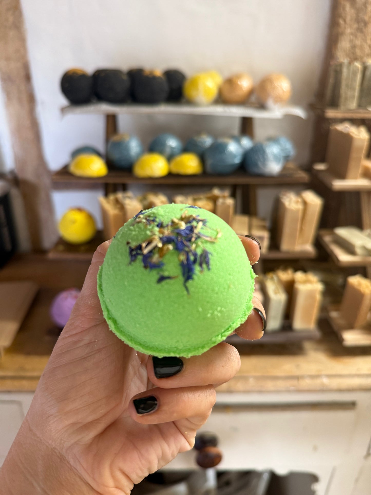 Honey Bath Bombs - Mint Meadow